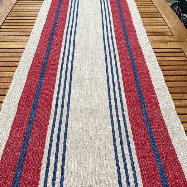 SWEDISH WOVEN TABLERUNNER / Vintage / Scandinavian / Swedish / Textile / Linen / Red / Blue Beige / Navy style / Rustic / Farmhouse Cottage