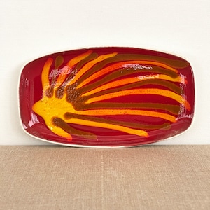 Plato vintage de Poole, Inglaterra: plato abstracto retro rojo, amarillo y naranja
