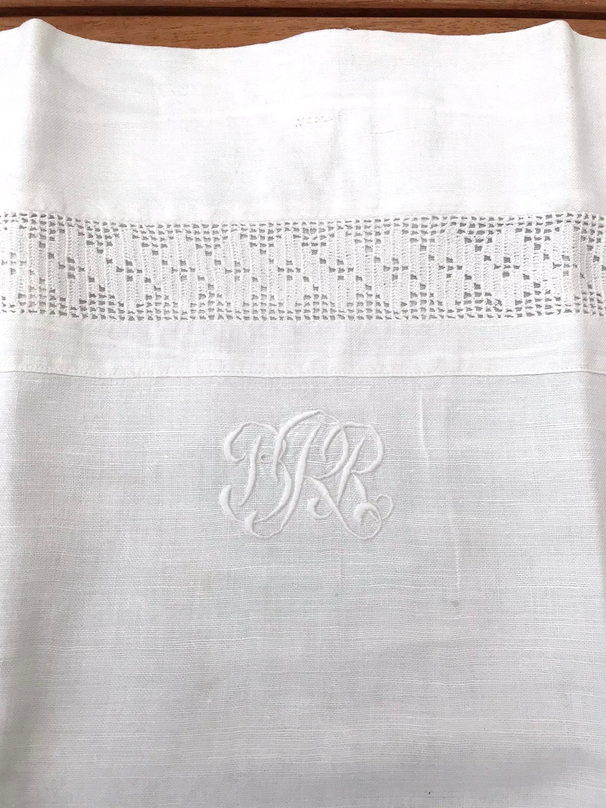 Swedish Vintage Pillowcase/ Broderie Monogramme sur Lin/Fait Main Dentelle Points Aiguilles Shabby C