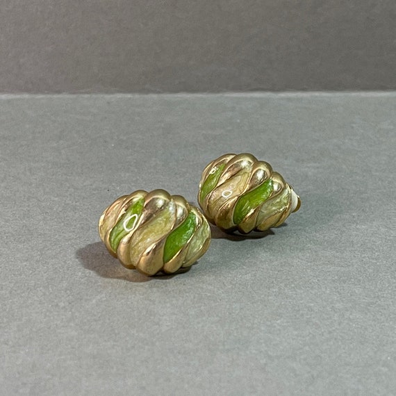FRENCH VINTAGE EARRINGS / Clip on back / Gold ton… - image 2
