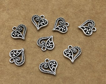 30pcs Heart Charms, Heart Pendant, Antique silver tone ,Jewelry Findings