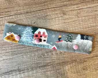 9" DPN (double pointed needle) Holder/Keeper, Xmas Holiday and pink lining Print, holds up to 8in DPNS