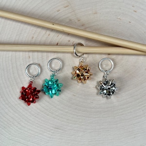 Christmas BOWS  Holiday Knitting / Crochet Stitch Markers -set of 4