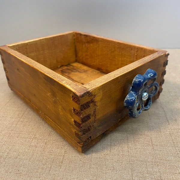 Vintage Wood Storage Box with Spigot Handle, and Brass Feet; Clean, Odor Free, Clear Coated, 7 x 5 x2.5"