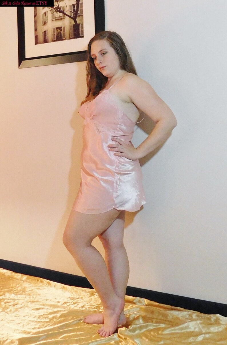 Pretty in PINK VIntage 80/'s Victoria/'s Secret Short SHEER and SATIN NIghty NIghtgown Nightie Slip Dessous Honeymoon Lingerie L