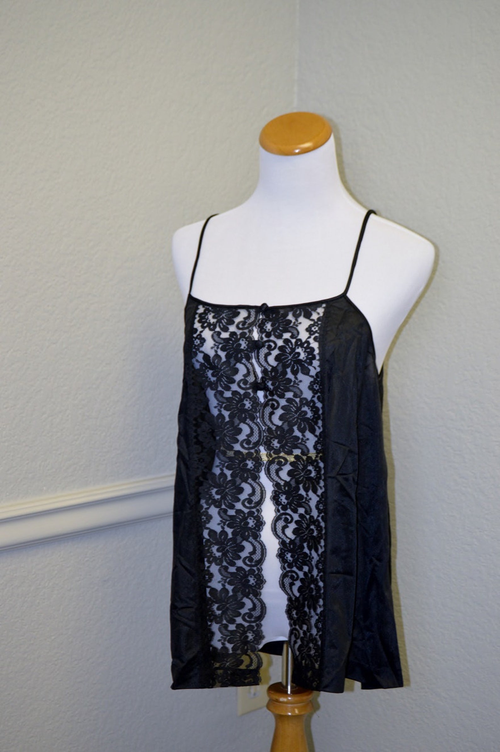 BLACK NYLON and Lace BABYDOLL Nightie Nighty Nightgown Henson ...