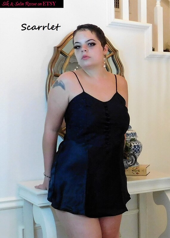 NUISETTE EN SATIN NOIR et satin jacquard Victoria s Secret des annees 1980 Nuisette Chemise de nuit courte Slip Dessous lingerie vintage M Etsy France