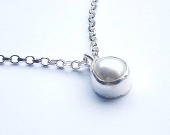 Baroque Freshwater Pearl Necklace, pearl necklace, white pearl necklace, cream pearl necklace, handmade necklace, bespoke necklace.