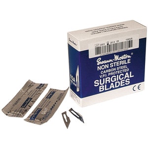 100 lames chirurgicales Swann Morton - Acier au carbone non stérile - Artisanat, Design, signes médicaux, fabrication de cartes, etc. - Toutes les tailles au choix