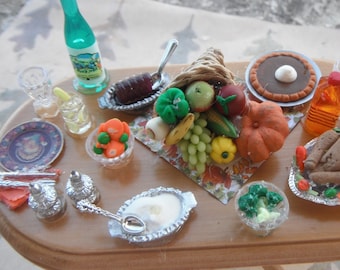 Handmade Thanksgiving Miniature: Holiday Dollhouse Diorama
