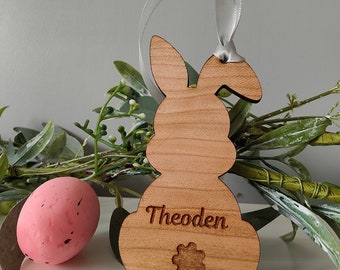 Etiqueta de Pascua personalizada de madera de cerezo - Cola de conejito grabada - Etiqueta de nombre personalizada para niños