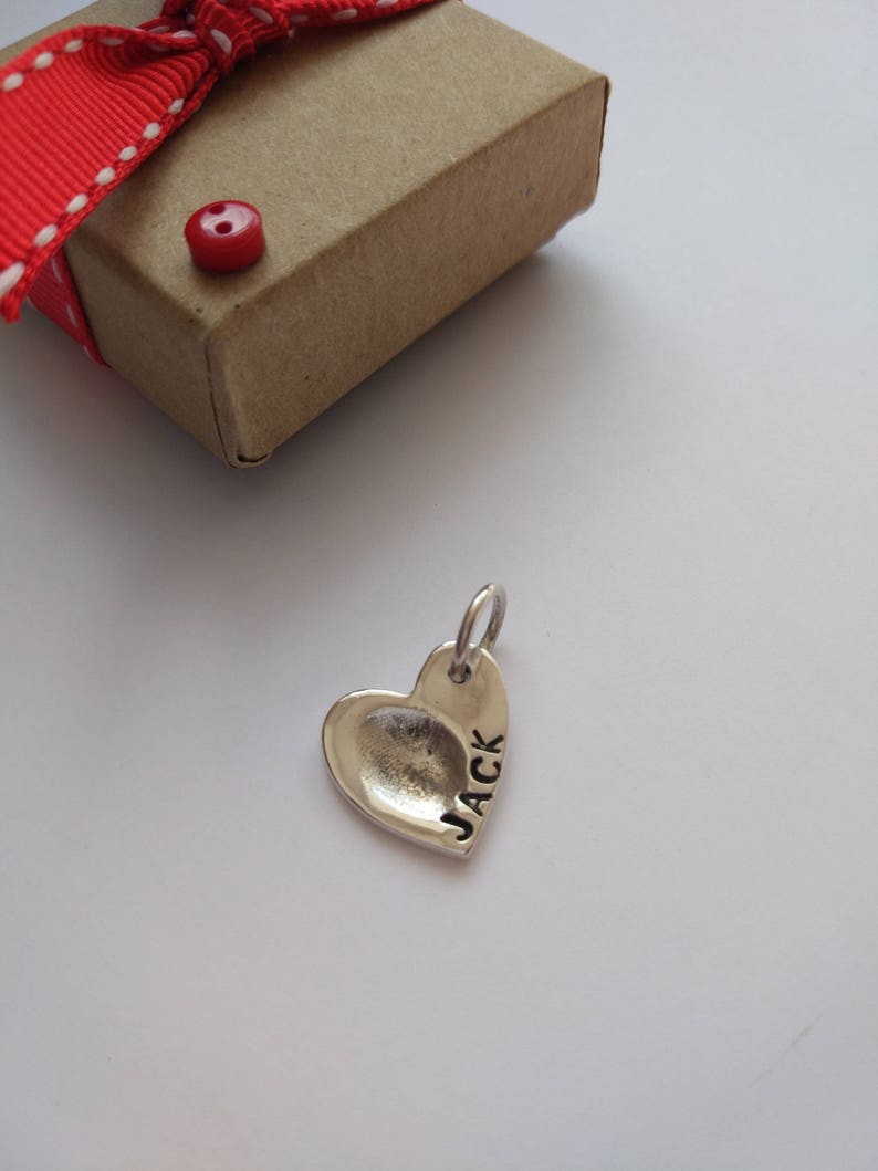 Silver Heart with Fingerprint and Personised with a Name image 4