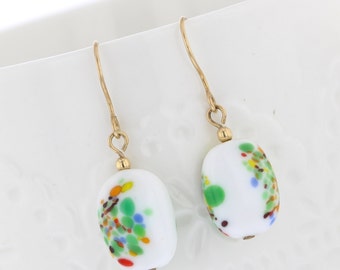 14KT Gold Filled Vintage Glass Bead Dangle Earrings, Vintage Glass, Glass Bead Earrings, Dangle Earrings Gold Dangle, White Bead, Flower