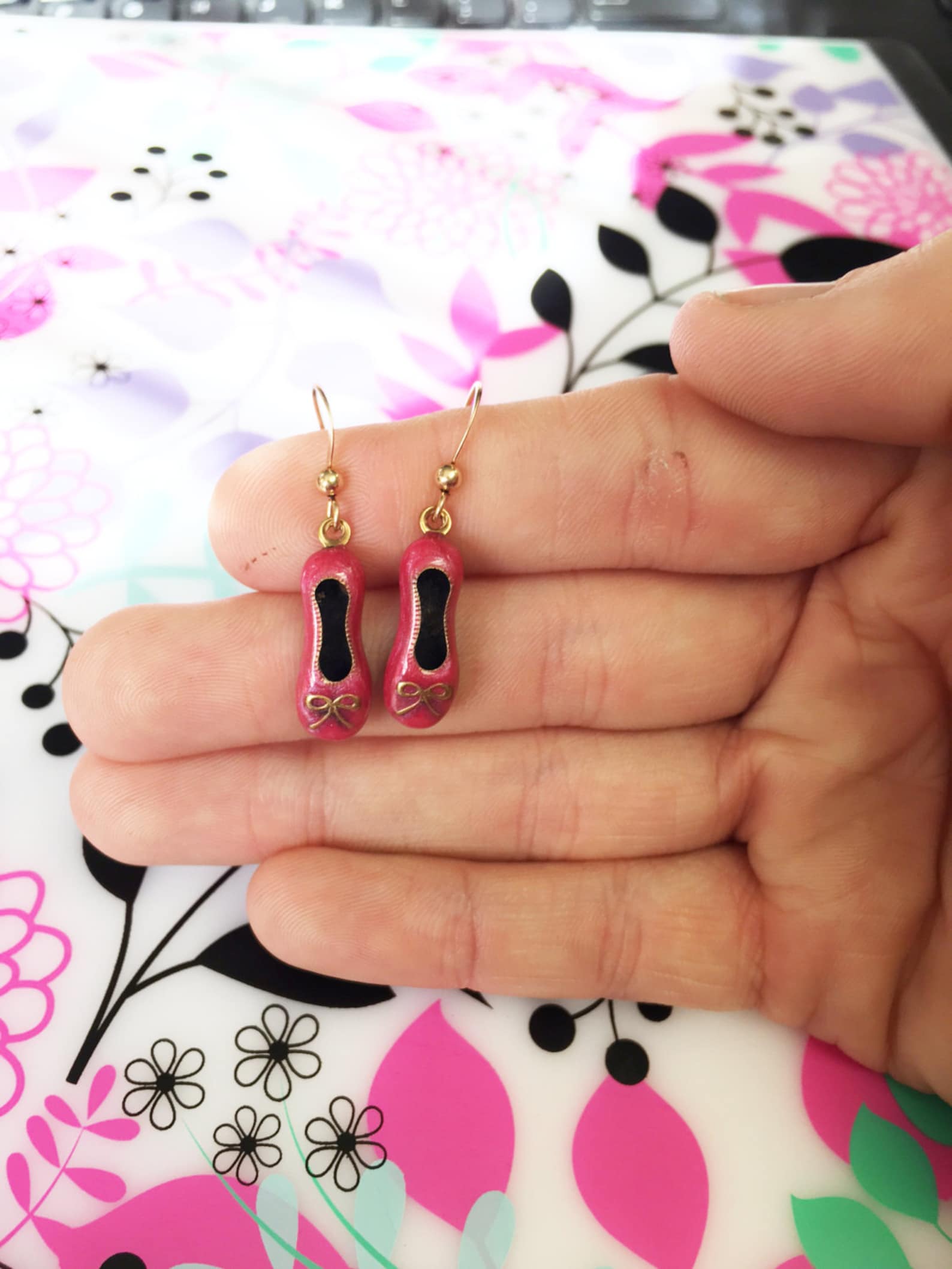 ballet flats shoe earrings. hand enameled pink over brass. 14kt gold-filled ear wires. dangle earrings, pink, shoes, dance, danc