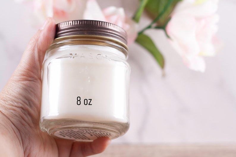 Banana Bread Scented Soy Candle - Thumbnail 5