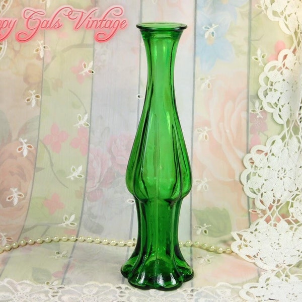 Green Vase by Avon, Green Glass Bud Vase, Thin Green Glass Bud Vase, Vintage Glass Vase in Emerald Green, Clear Green Glass Bottle Vase