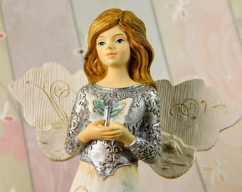 Special Mother Angel Figurine, Vintage Style Angel Figurine in Sculpted Resin, Mother Angel Holding Butterfly, Elements Special Mother 82316