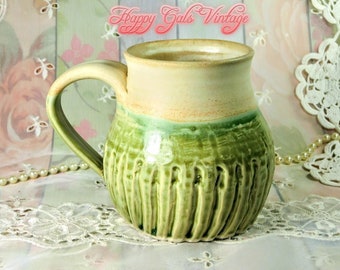 Green Ceramic Mug, Handmade Glazed Ceramic Mug in Pastel Green, Large Ceramic Mug in Natural Beige and Light Green, Rustic Mug Gift for Him