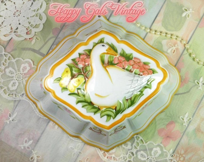 Vintage Porcelain Le Cordon Bleu Decorative Baking Mold by The Franklin Mint, Goose & Flowers Ceramic Art for Kitchen, Decorator Baking Mold