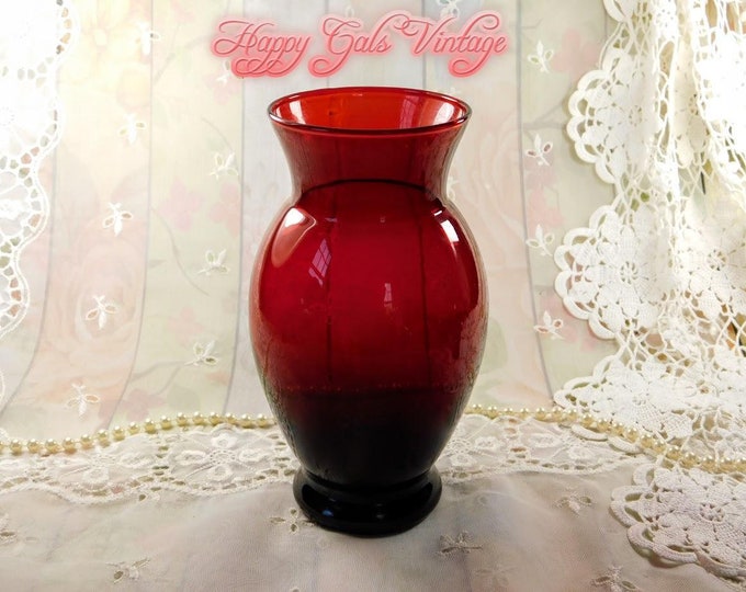 Red Glass Vase, Vintage Red Glass Vase, Ruby Red Glass Vase, Six Inch