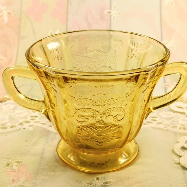 Yellow Depression Glass Sugar Bowl, Vintage Yellow Pressed Glass Sugar Bowl With Two Handles, Pretty Little Light Yellow Glass Sugar Bowl