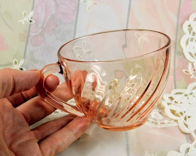Pink Glass Teacup, Pink Depression Glass Teacup, Clear Pink Glass Teacup with Swirl Design, Vintage Depression Glass Pink Gift for Tea Lover