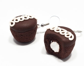 Hostess Cupcake earrings (cupcake earrings, chocolate cupcake earrings, chocolate earrings, dessert earrings)