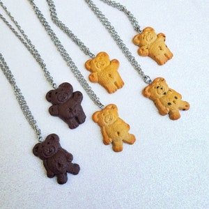 Teddy Graham necklace (cookie necklace, dessert necklace, teddy necklace)