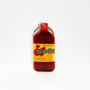 valentina hot sauce keychain (latinx)
