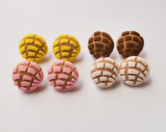 Concha earrings (pan dulce earrings, mexican sweet bread earrings, concha studs)