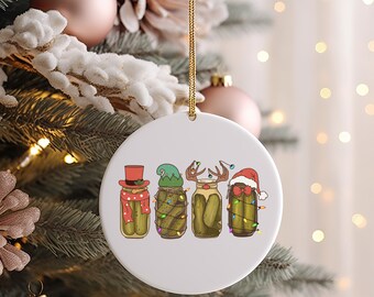 ピクルス瓶のクリスマスオーナメント | 気まぐれなホリデーデコレーション