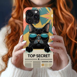 Telefoonhoesje grappige kat – iPhone-hoesje zwarte kat met topgeheim ontwerp – Samsung-hoesje schattige kat voor dames – Cartoon girly telefoonhoesje cadeau