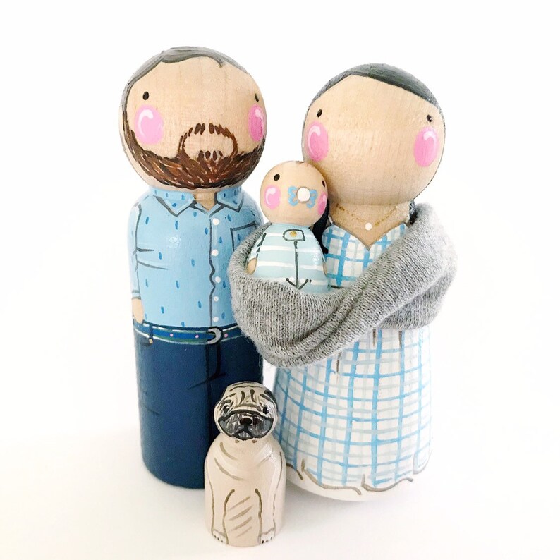 CUSTOM peg dolls family of 4 with baby sling // personalized image 3