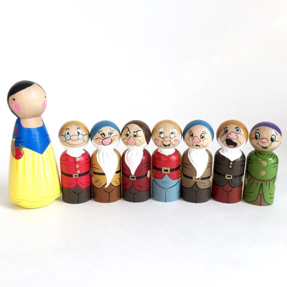 snow white peg doll