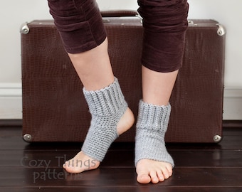 Crochet pattern #004 - Women Yoga socks, ballet, jazz, dance socks, leg warmers - pdf tutorial