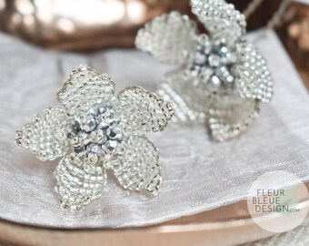 FLEUR | Braut Blumen Haarnadel Set aus silbernen Glasperlen