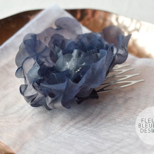 Something blue for the wedding silk flowers hair comb image 3