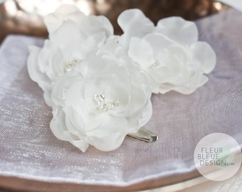 PEONY Mini | Wedding flowers silk hair clips set in ivory