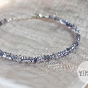 WATER SAPPHIRE | gemstone bracelet in light blue