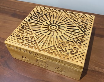 Bamboo Stash Box with grinder
