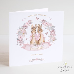 Zwillings-Geburtstagskarte - Baby Mädchen personalisiertes Häschen-Design