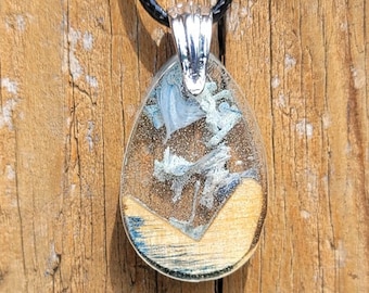 Rescued wood and resin pendant, Natural wood pendant, Wood necklace for women and men, Nature jewelry, Handmade Jewelry, Epoxy Resin