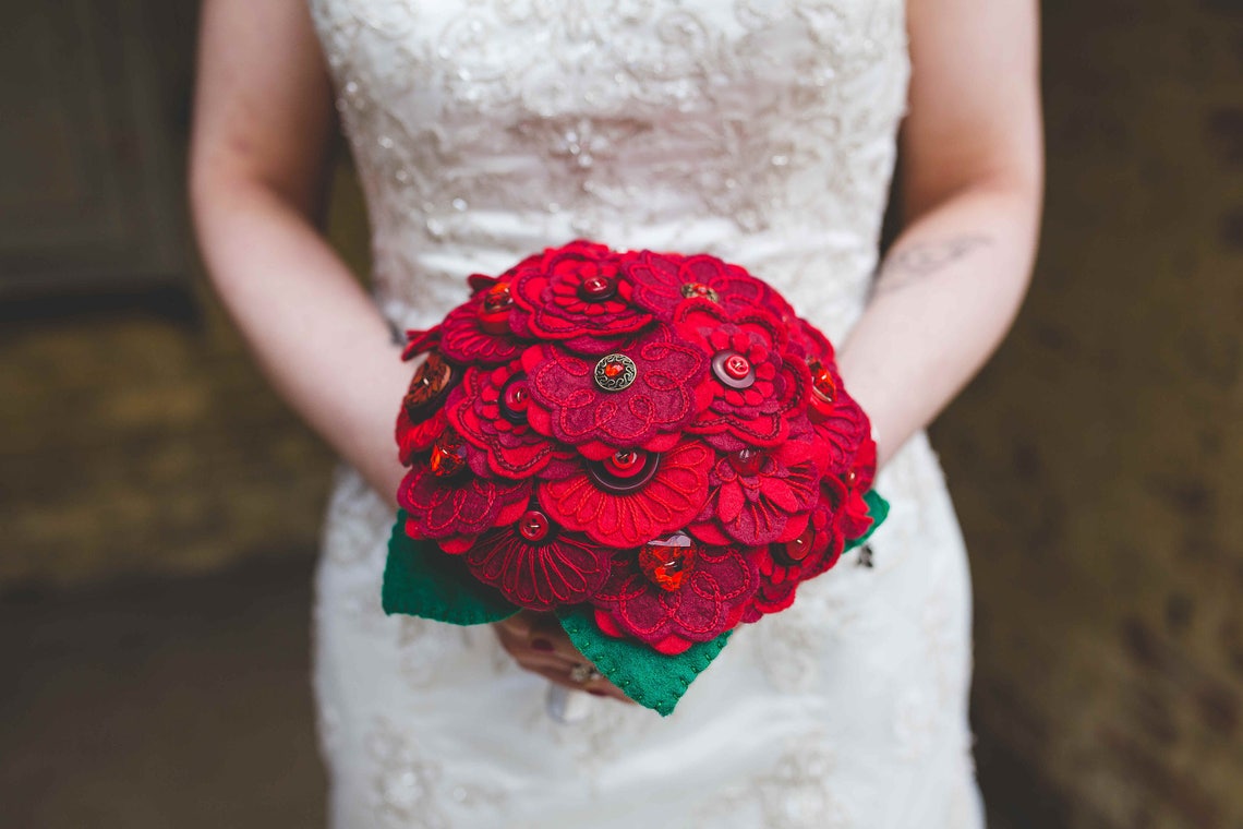 Red Felt Flower Button Bouquet / Wedding Flowers / Bridal Etsy