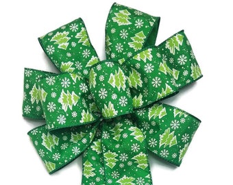 Green Tree and Snowflake Bow - Handmade Bow - Wired Christmas Bow*