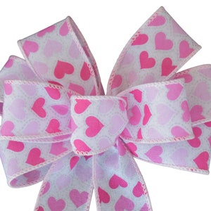 Lazo pequeño de corazones rosados de 6" - Lazo para el día de San Valentín - Lazo hecho a mano - Lazo de corona con alambre - Decoración del hogar