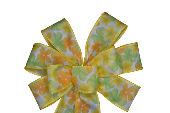 Small 5-6 Wired Green Daisy Wreath Bow 