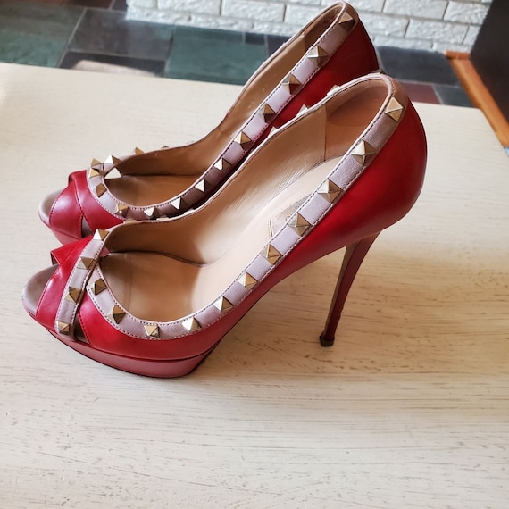 Valentino Red/gold Studded Platform Pumps 40/9.5 - Etsy