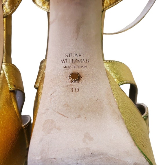 Stuart Weitzman Vintage Gold Metallic Leather Strappy Stuart Weitzman Vintage Gold Metallic Leather Strappy