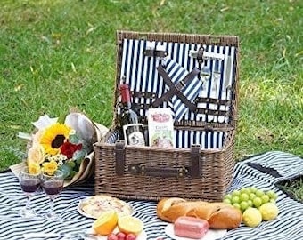 Brexton Collection for Saks Fifth Ave Vintage English Style Picnic Basket service for 4