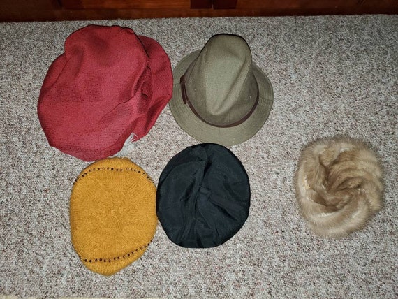 Lot of 24 Vintage 1920's-1970's Hats and Headpiec… - image 3